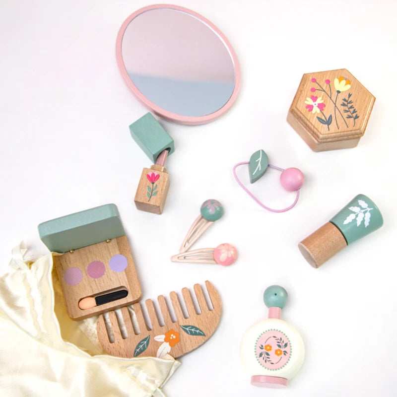 Wooden Pretend Play Makeup Toys Simulation Makeup Set Girls Makeup Dressing Table Cosmetics Toys Birthday Gifts for Children